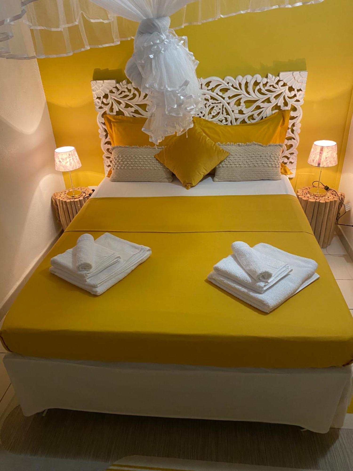 Chez Soul~Etage Entier Avec Vue Sur Mer ซานต์-โรส ภายนอก รูปภาพ