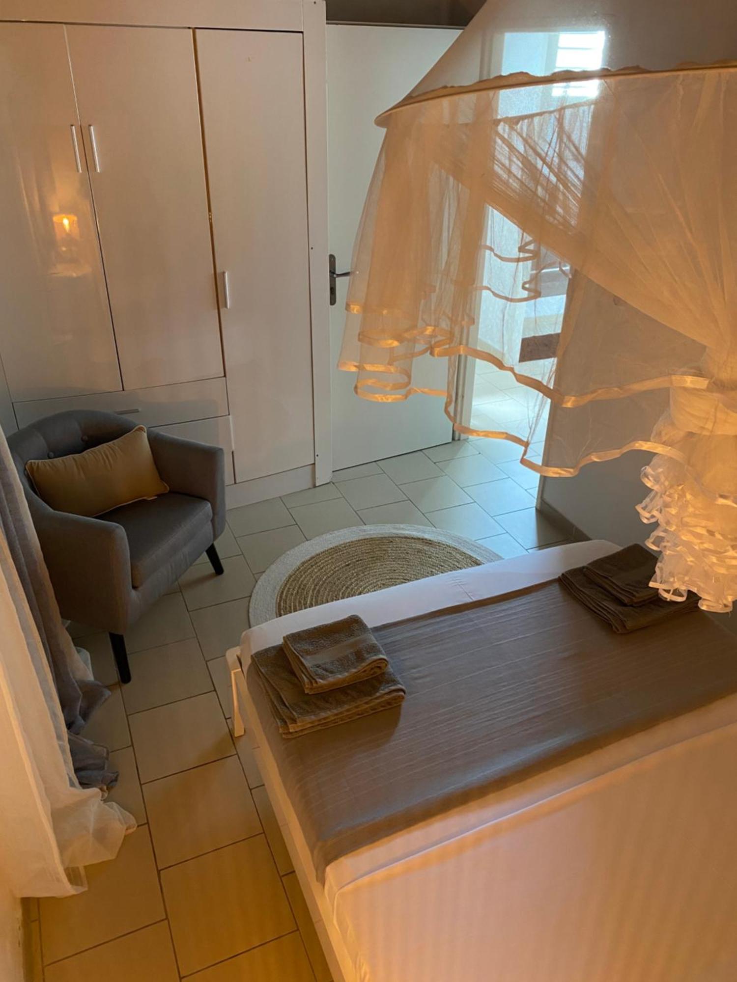 Chez Soul~Etage Entier Avec Vue Sur Mer ซานต์-โรส ภายนอก รูปภาพ