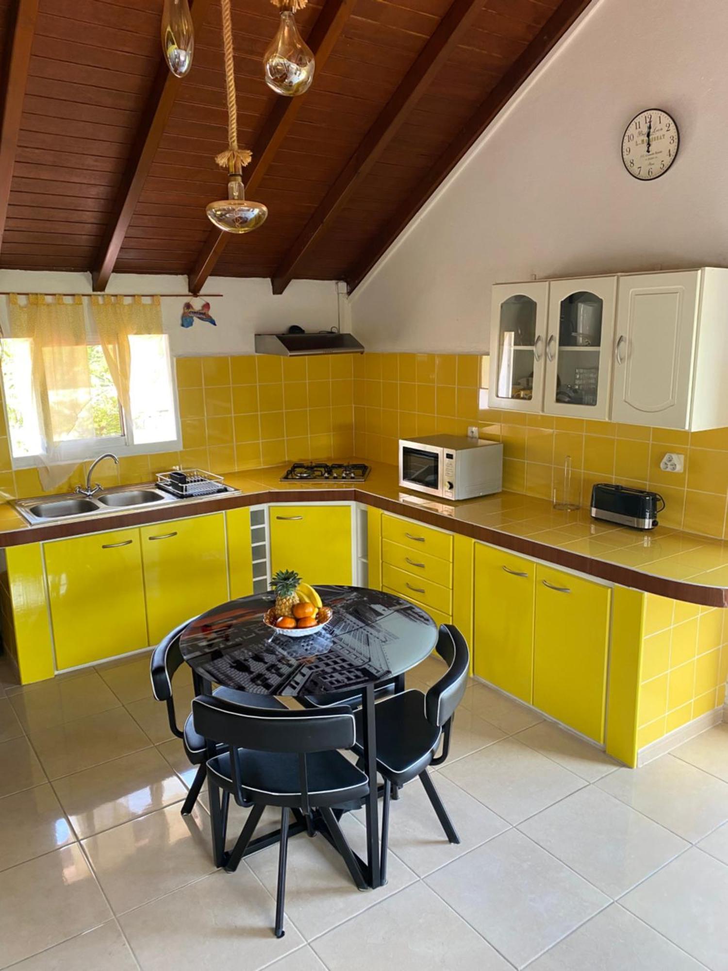 Chez Soul~Etage Entier Avec Vue Sur Mer ซานต์-โรส ภายนอก รูปภาพ